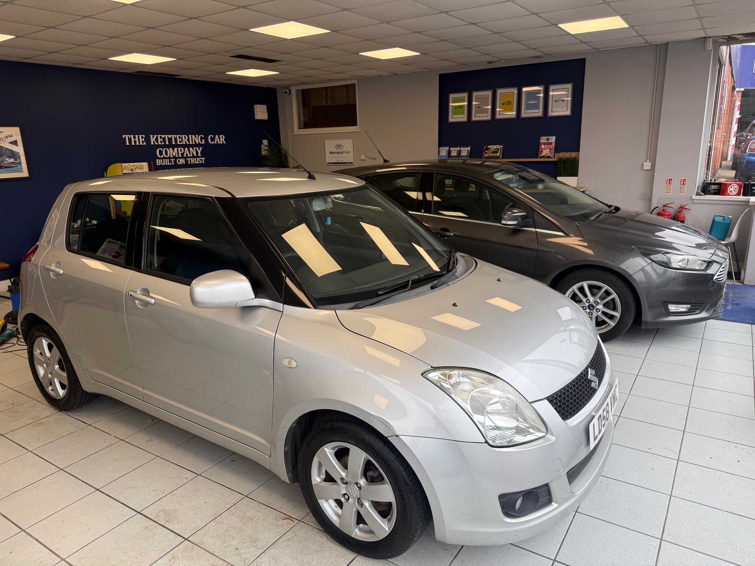 Suzuki Swift listing photo