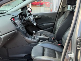 /photos/9942/3ab063f9-b4a8-735a-6438-928f620486ea_i320x240.jpg
