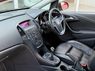 /photos/9942/7b29e5c4-16d8-e691-9a1d-4d92a1b75a5b_i320x240.jpg